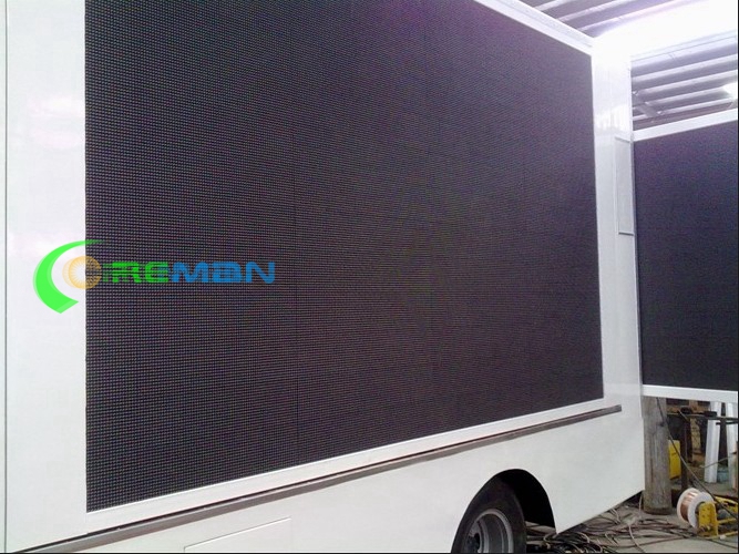 Big P6 Mobile Truck LED Display ,  LED TV Screen On Mobile 7000 Brightness 3535 2727 Lamp