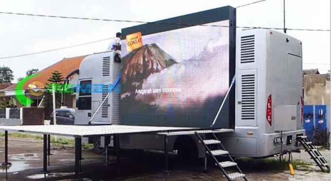 Big P6 Mobile Truck LED Display ,  LED TV Screen On Mobile 7000 Brightness 3535 2727 Lamp