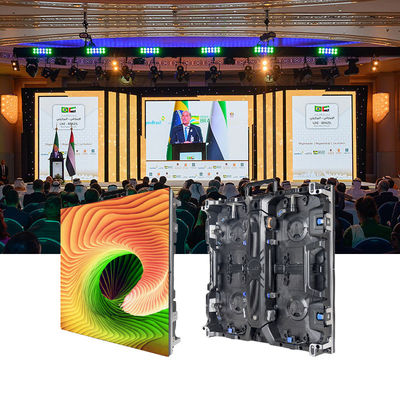 Various Shapes And Seamless Splicing P3.91 LED Outdoor Display For Large Billboards Sports Games